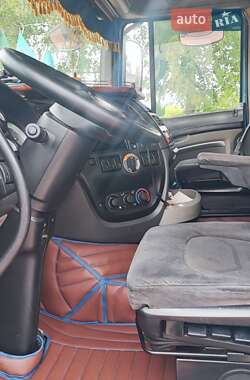 Тягач DAF XF 105 2011 в 