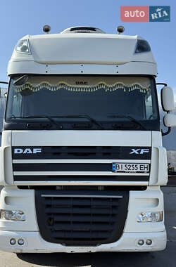 Тягач DAF XF 105 2011 в 