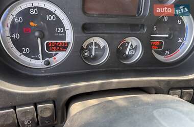 Тягач DAF XF 105 2010 в 