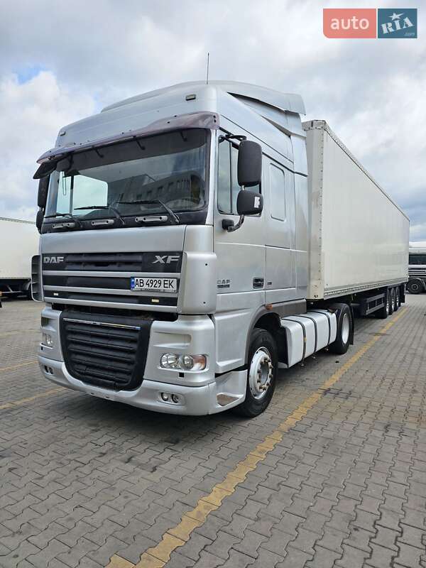 Тягач DAF XF 105 2009 в 