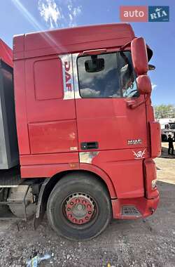 Самосвал DAF XF 105 2012 в 