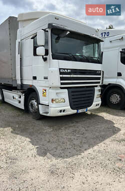 Тягач DAF XF 105 2012 в 