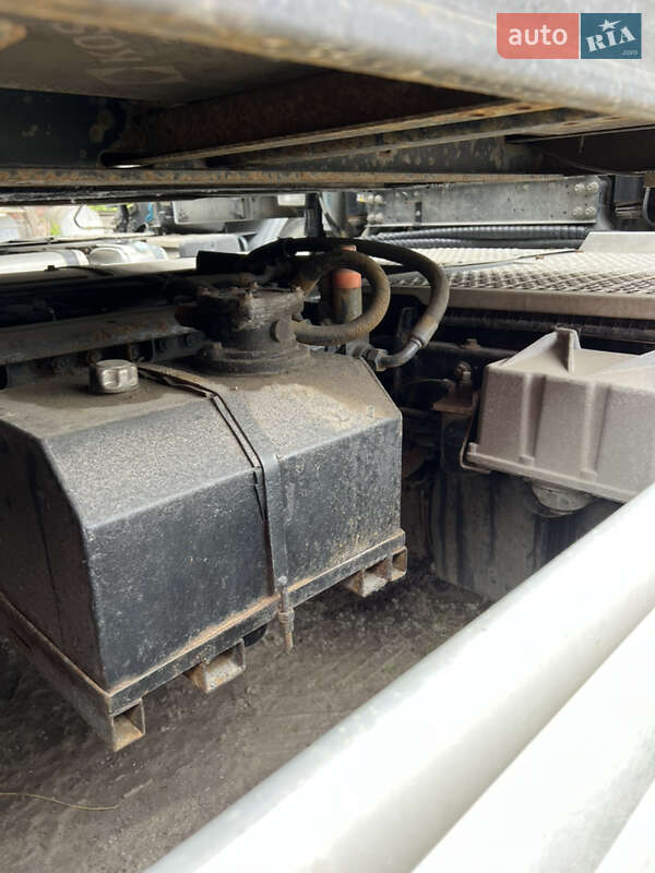 Тягач DAF XF 105 2012 в Чернигове