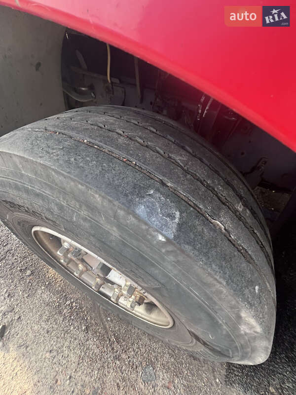 Тягач DAF XF 105 2010 в Лукове