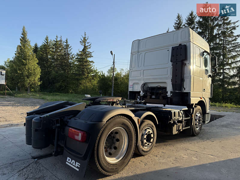 Тягач DAF XF 105 2012 в Бучачі