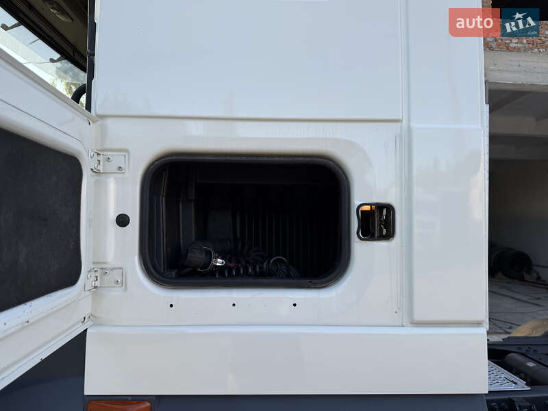 Тягач DAF XF 105 2012 в Бучачі