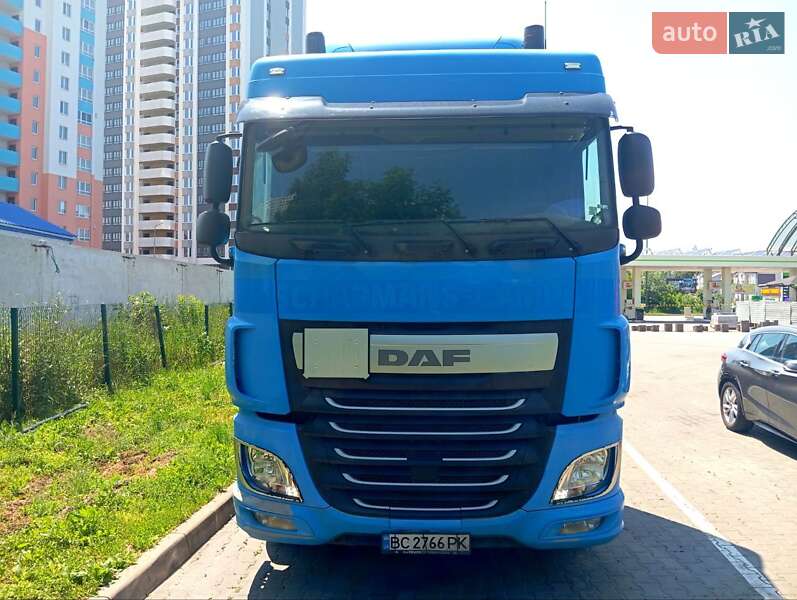 Тягач DAF XF 105 2015 в Києві
