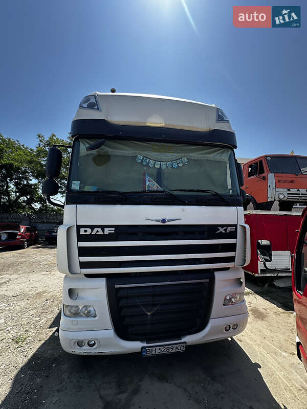 Тягач DAF XF 105 2013 в Одесі