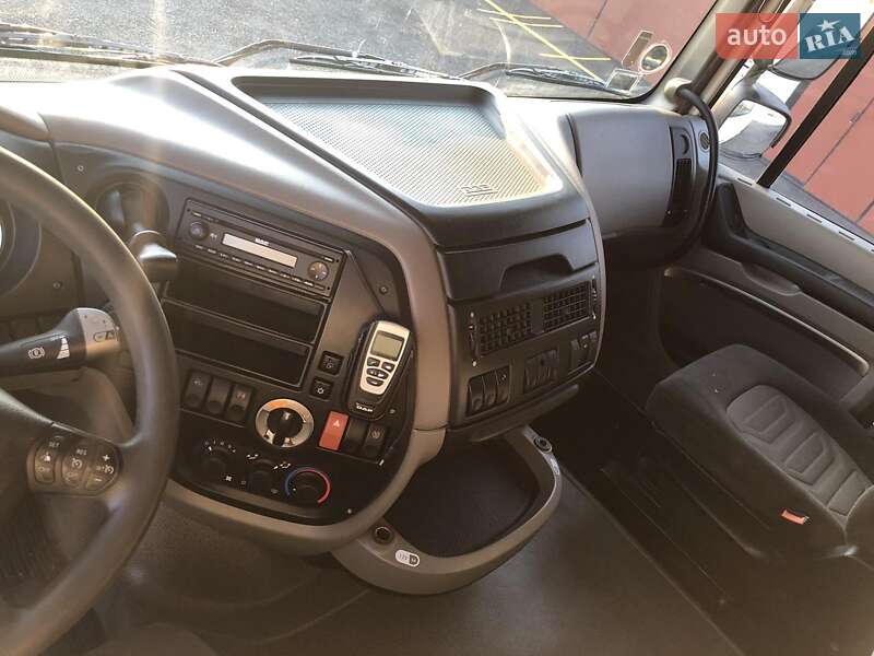 Тягач DAF XF 105 2011 в Хусте
