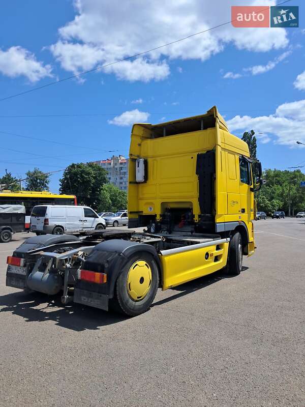 Тягач DAF XF 105 2008 в Одессе