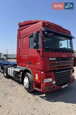 Контейнеровоз DAF XF 105 2012 в 