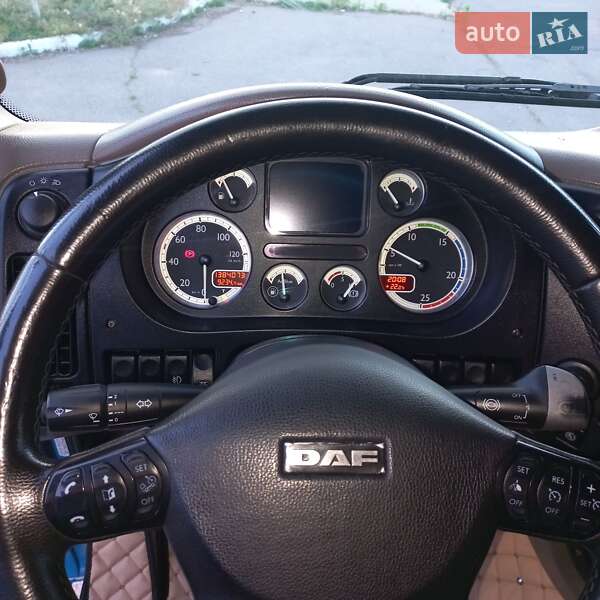Тягач DAF XF 105 2011 в Черкассах