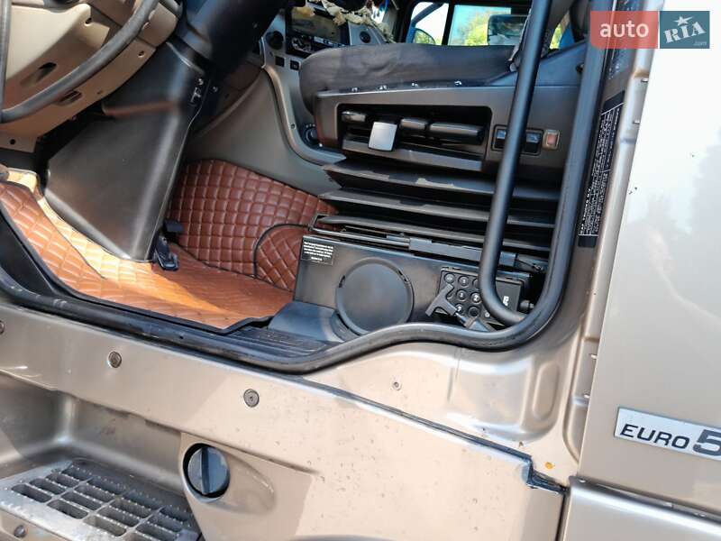 Тягач DAF XF 105 2008 в Прилуках