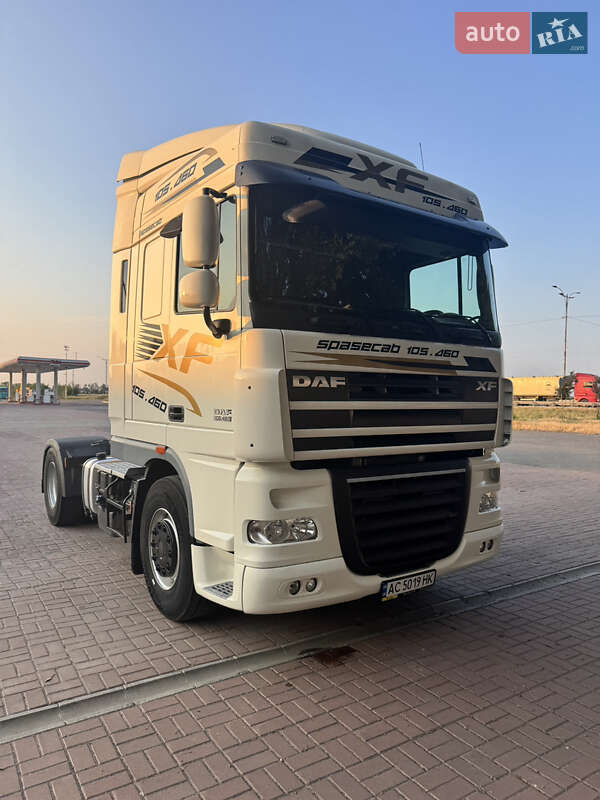 Самосвал DAF XF 105 2012 в 