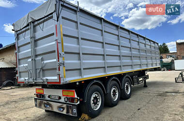 Самосвал DAF XF 105 2012 в 