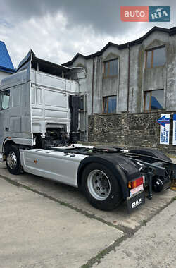 Тягач DAF XF 105 2011 в 