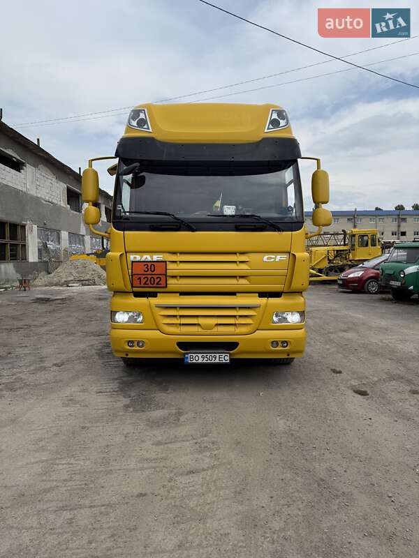 Тягач DAF XF 105 2012 в Тернополе