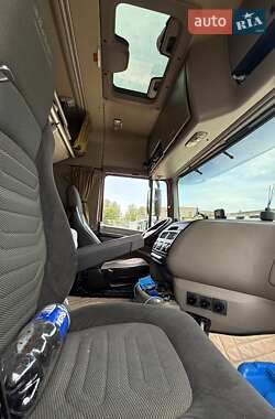 Тягач DAF XF 105 2011 в 