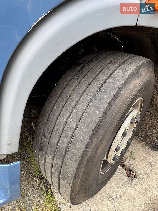 Грузовой фургон DAF XF 105 2009 в Народичах