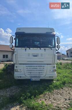 Тягач DAF XF 105 2006 в Тернополе