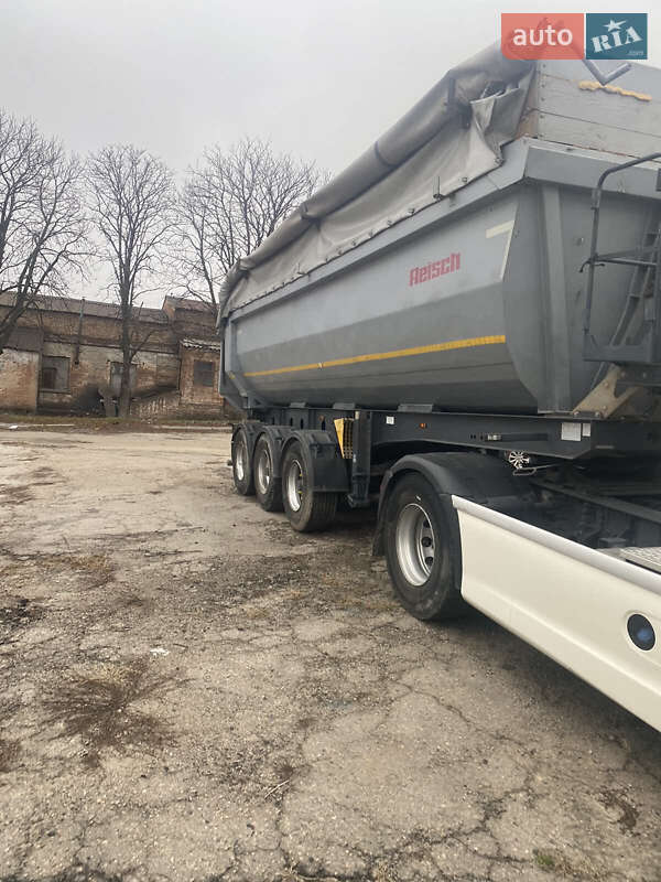 Тягач DAF XF 105 2013 в Киеве