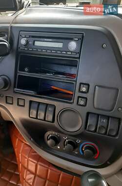Тягач DAF XF 105 2010 в 