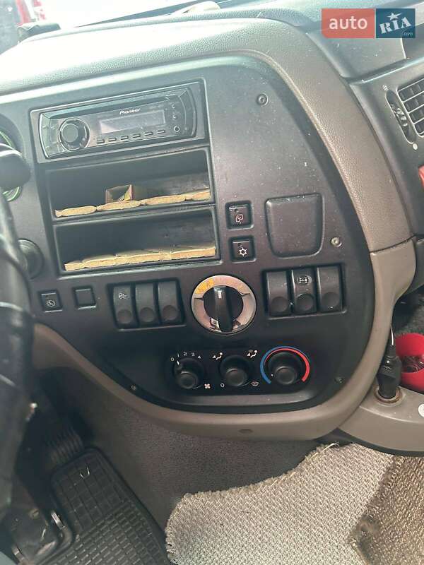 Тягач DAF XF 105 2013 в Калуше фото 5 Тягач DAF XF 105 2013 в Калуше