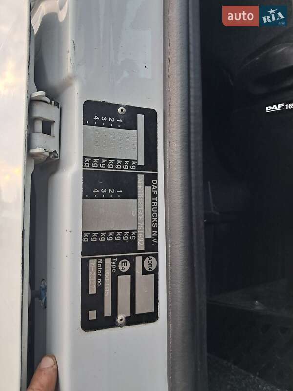 Тягач DAF XF 105 2005 в Днепре