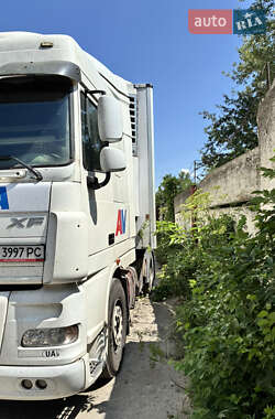 Тягач DAF XF 105 2011 в 