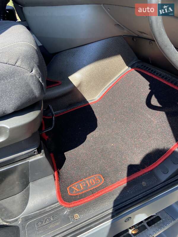 Тягач DAF XF 105 2013 в Звягеле