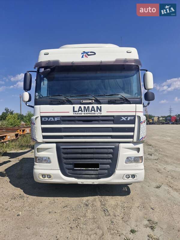 Тягач DAF XF 105 2010 в Одессе