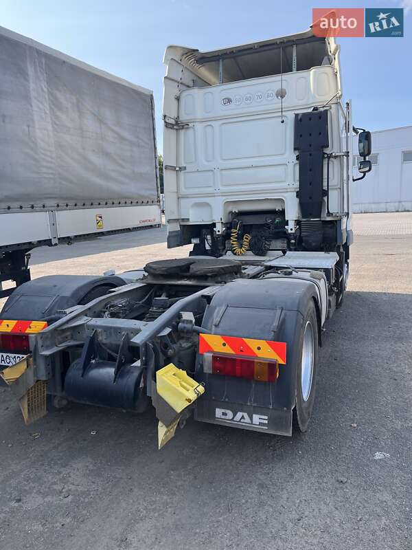 Тягач DAF XF 105 2012 в Мукачево