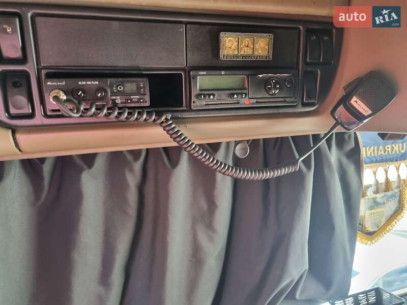 Тягач DAF XF 105 2009 в Киеве