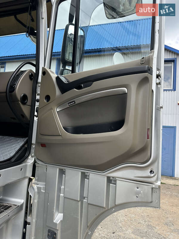 Тягач DAF XF 105 2011 в Луцке