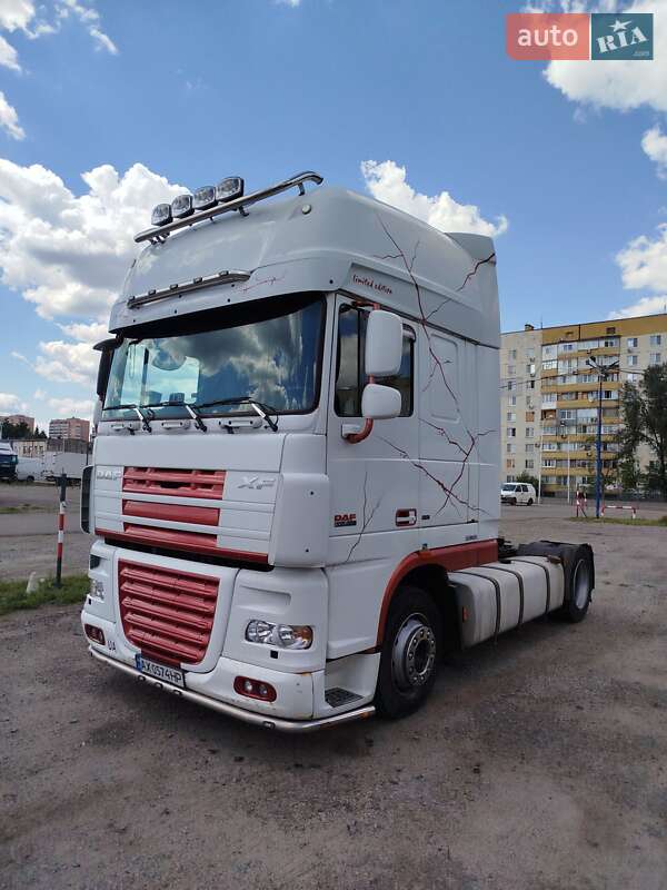 Тягач DAF XF 105 2011 в Харькове