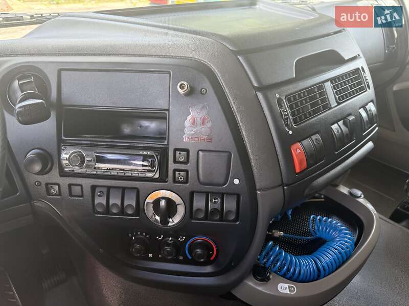 Тягач DAF XF 105 2013 в Киеве