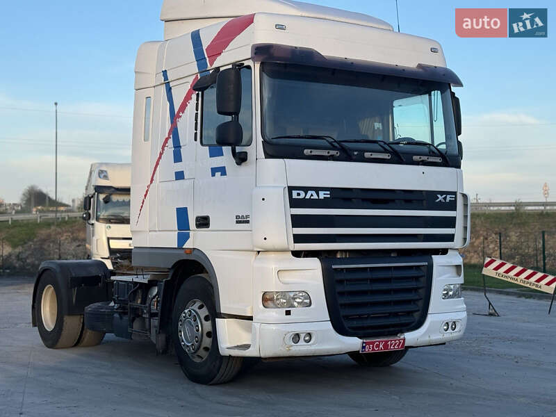 Тягач DAF XF 105 2009 в Тернополе