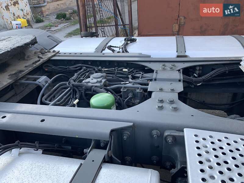 Тягач DAF XF 105 2012 в Запорожье