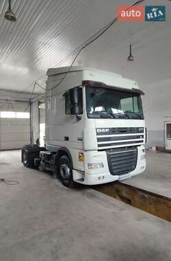 Тягач DAF XF 105 2012 в 