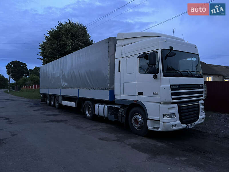 Тягач DAF XF 105 2011 в 