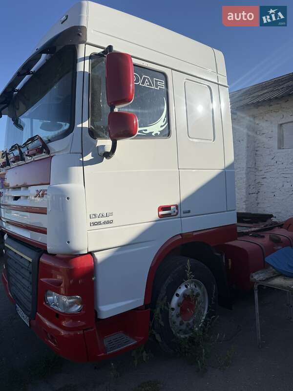 Тягач DAF XF 105 2006 в Виннице