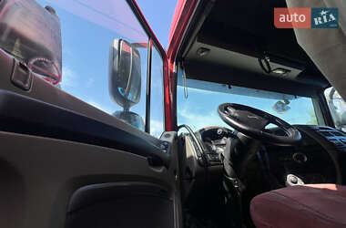 Тягач DAF XF 105 2011 в 