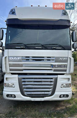 Тягач DAF XF 105 2011 в 