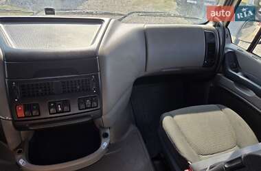 Тягач DAF XF 105 2013 в 
