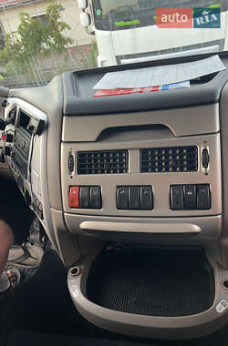 Тягач DAF XF 105 2013 в 