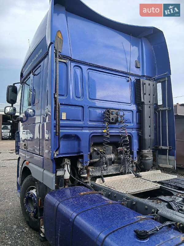 Тягач DAF XF 105 2010 в Киеве