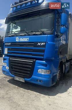 Тягач DAF XF 105 2008 в Городку