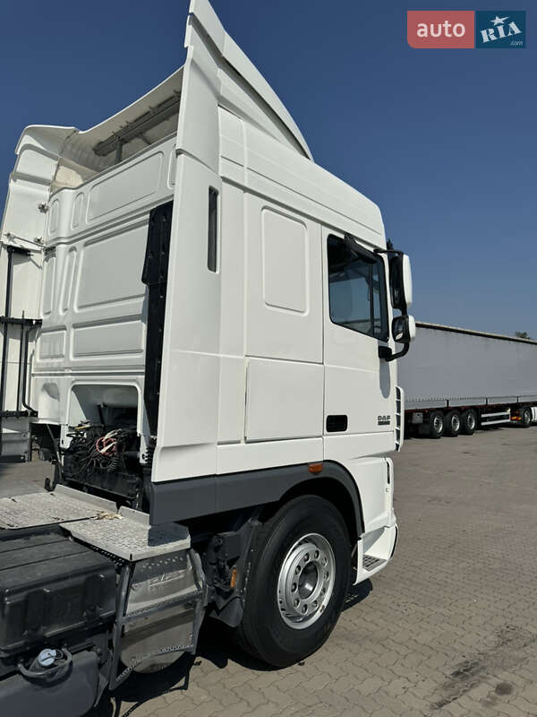 Тягач DAF XF 105 2012 в Сарнах