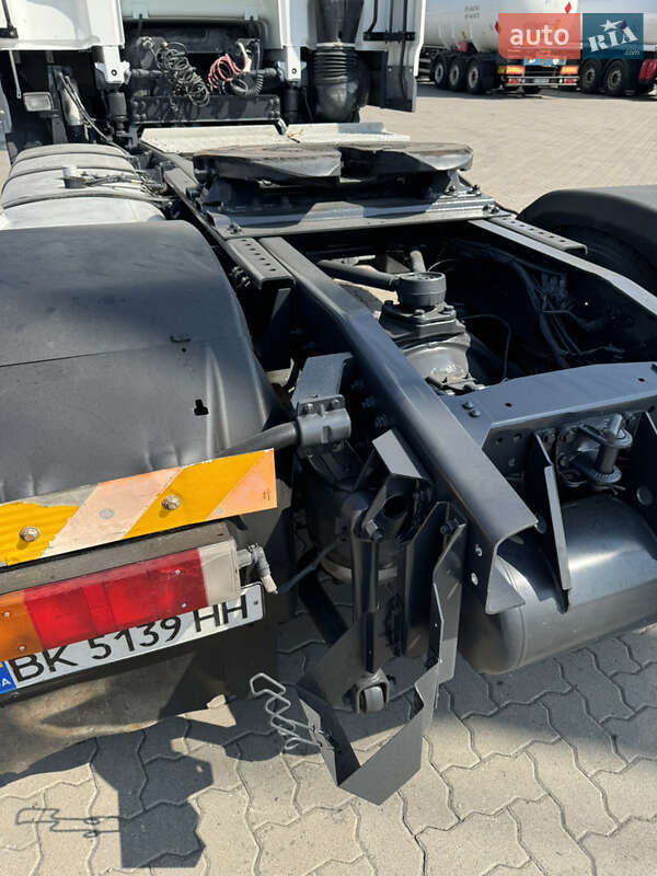 Тягач DAF XF 105 2012 в Сарнах