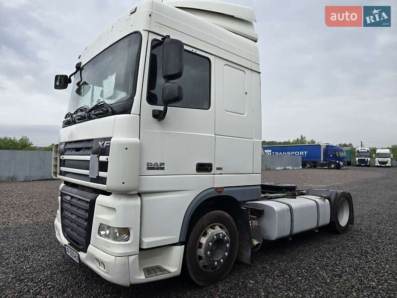 Тягач DAF XF 105 2009 в 